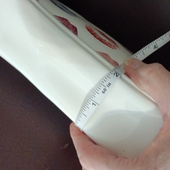 EUC Younique Makeup Bag with Goodies - Picture 13 of 14